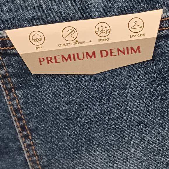 Satin Doll Jeans! - Picture 3 of 11